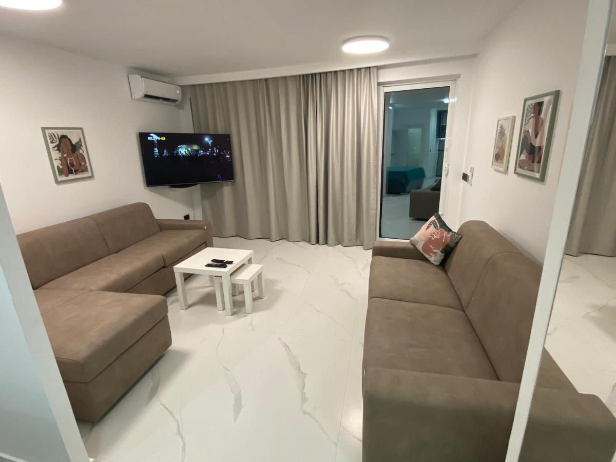 Deluxe Pool Apartment 4 Petrovac ภายนอก รูปภาพ