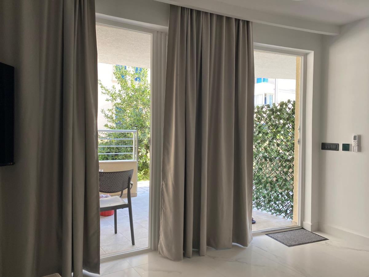 Deluxe Pool Apartment 4 Petrovac ภายนอก รูปภาพ