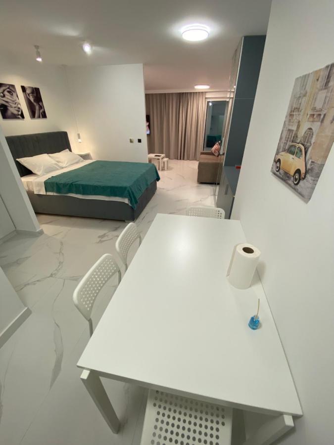 Deluxe Pool Apartment 4 Petrovac ภายนอก รูปภาพ